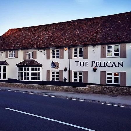 The Pelican Inn 스테이플퍼드 외부 사진